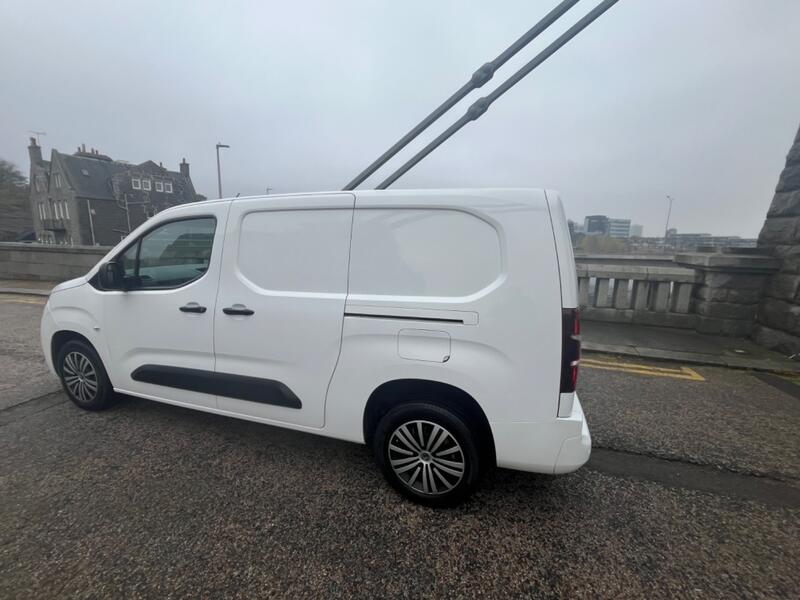 VAUXHALL COMBO