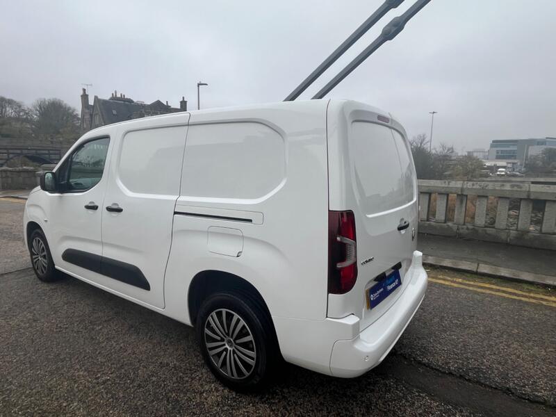 VAUXHALL COMBO