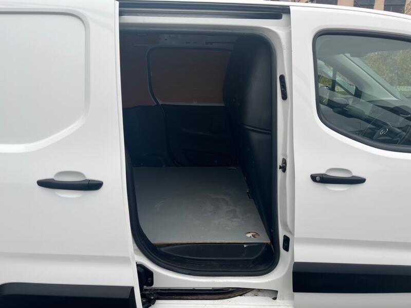 VAUXHALL COMBO