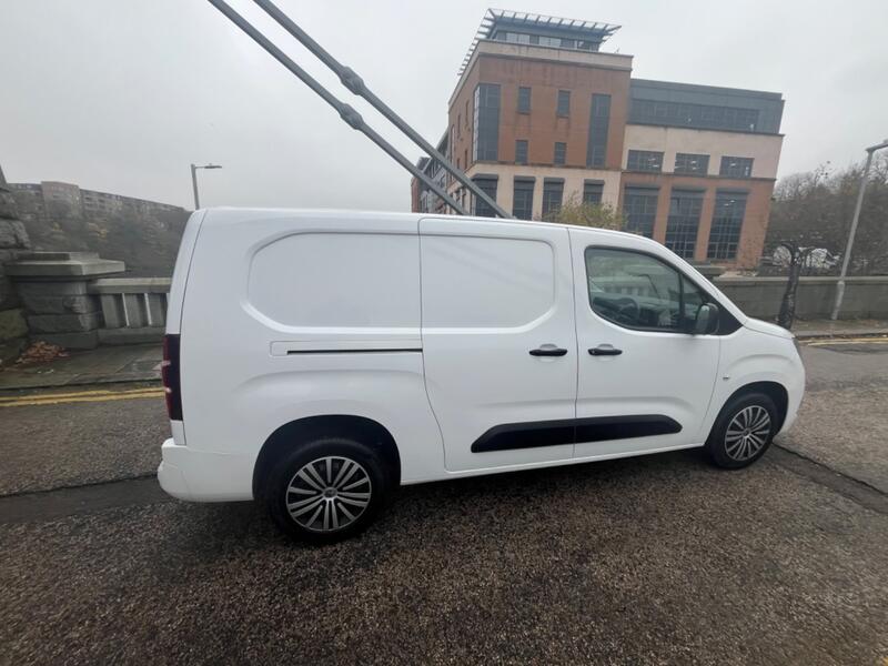 VAUXHALL COMBO