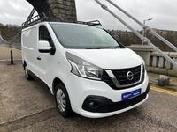 NISSAN NV300