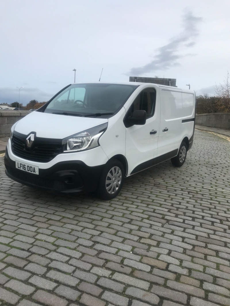 RENAULT TRAFIC