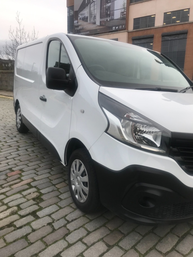 RENAULT TRAFIC