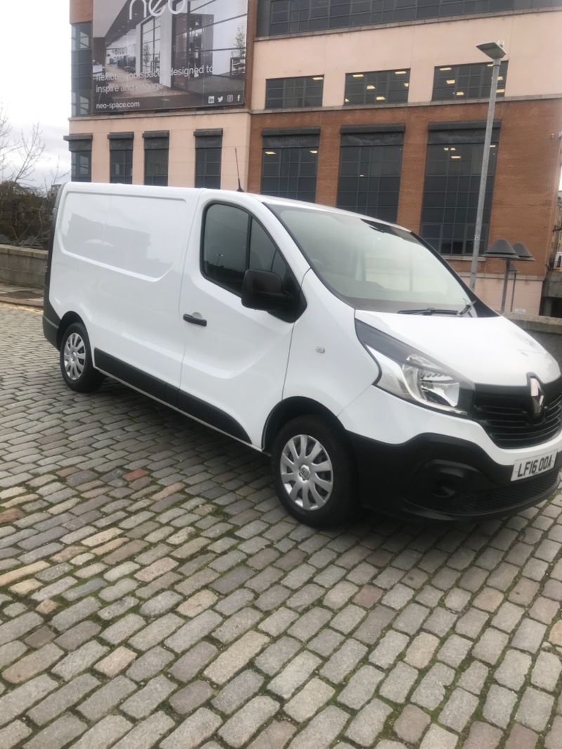 RENAULT TRAFIC